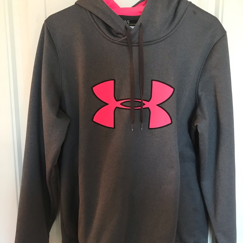 Under Armour sweatshirt